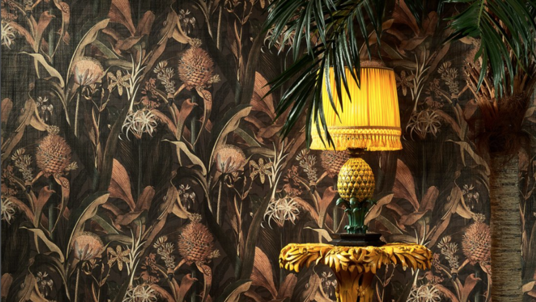 Blooming pineapple by Arte 