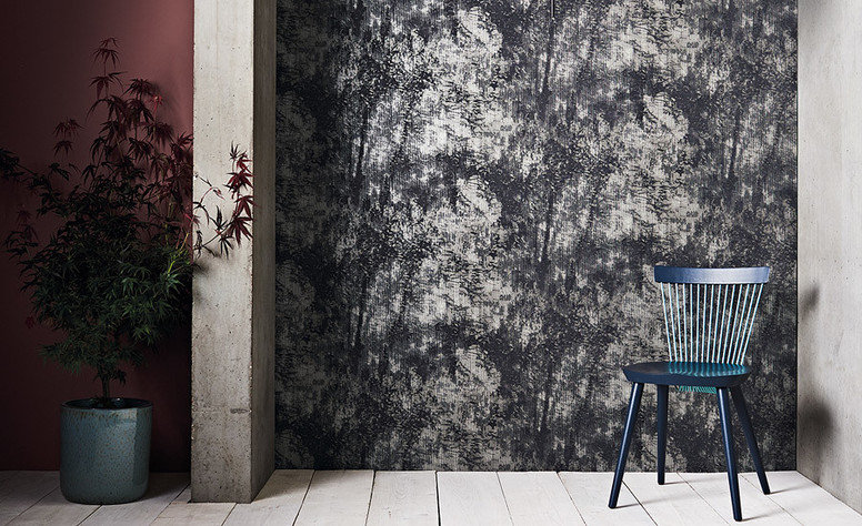 Utsuro Anthracite Wallcovering by Black Edition 