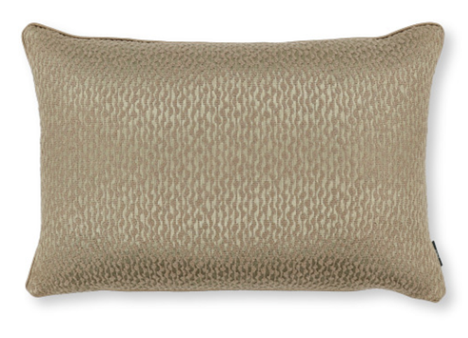 Eris Cushion Spice by Black Edition