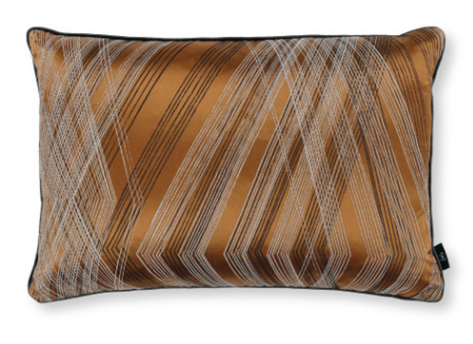 Imicu Cushion Copper by Black Edition