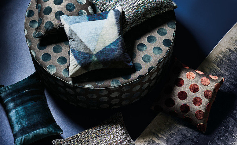 Nuala Agate Cushion by Black Edition