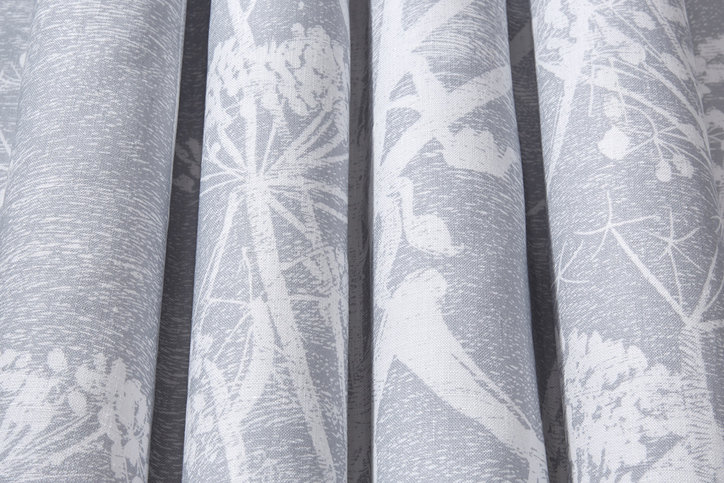 Cow Parsley 100% Linen Fabric by Cole & Son 