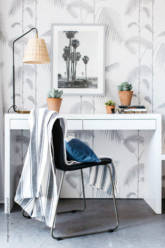 Palm Leaves Wallcovering by Cole & Son 