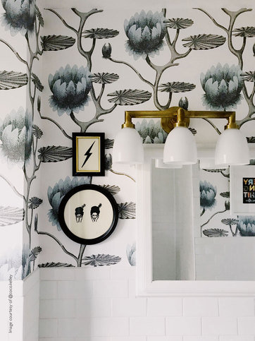 Summer Lily Wallcovering by Cole & Son 