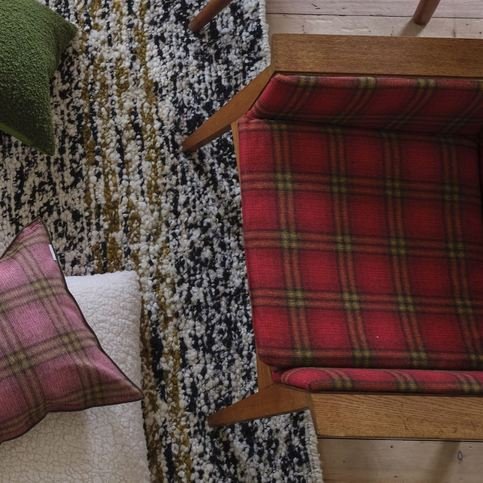 Delamere Peony Fabric by Designers Guild 