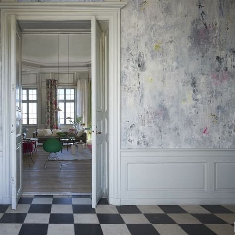 Corneille Fuchsia Wallpaper by Designers Guild 