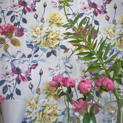 Couture Rose Fuchsia Wallpaper by Designers Guild 