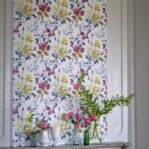 Couture Rose Fuchsia Wallpaper by Designers Guild 