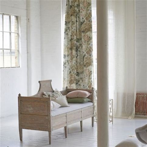 Fleurs D Artistes Chalk Fabric by Designers Guild 