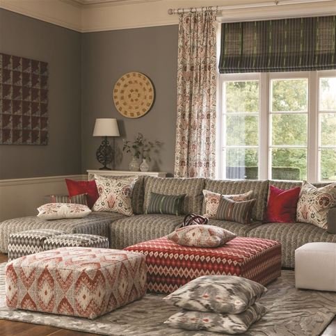 Lustleigh Rouge Fabric by William Yeoward