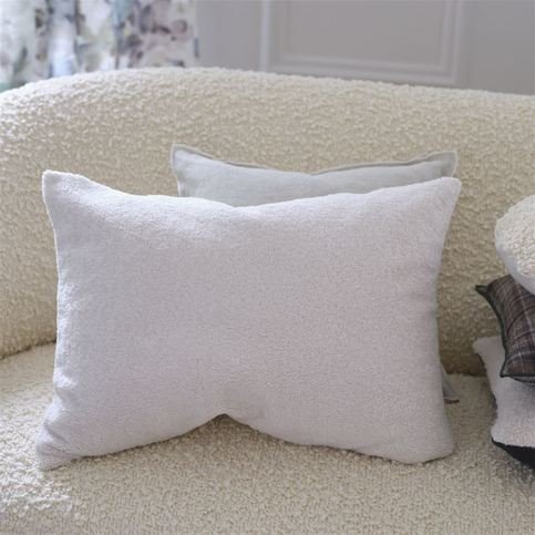 Ryeland Chalk Fabric by Designers Guild 