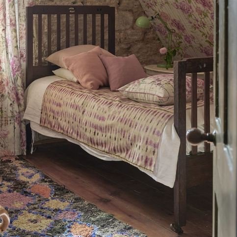 Suzuri Magenta Fabric by Designers Guild 