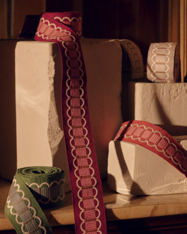 Gina Cassis Trimming by Manuel Canovas