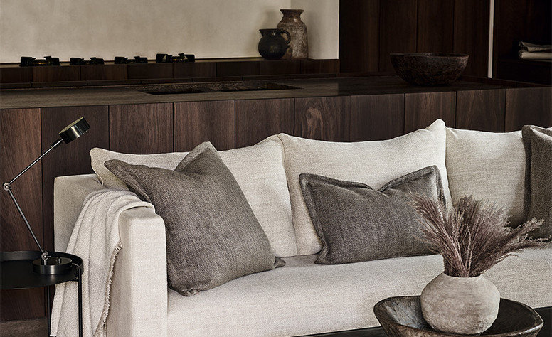 Legacy Linen Chestnut Fabric by Mark Alexander 