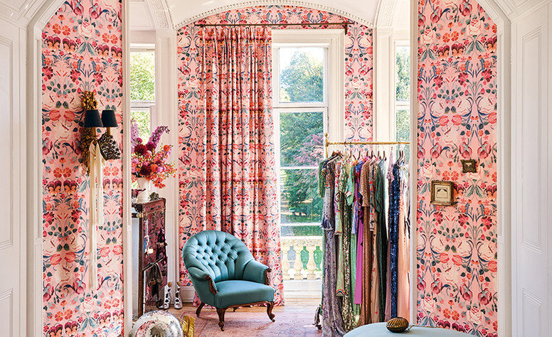 Bonita Matte Wallcovering Chateau Rose by Temperley London x Romo