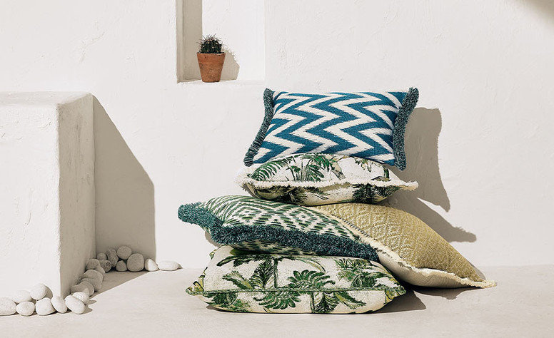 Estero Outdoor Cushion Basil by Romo