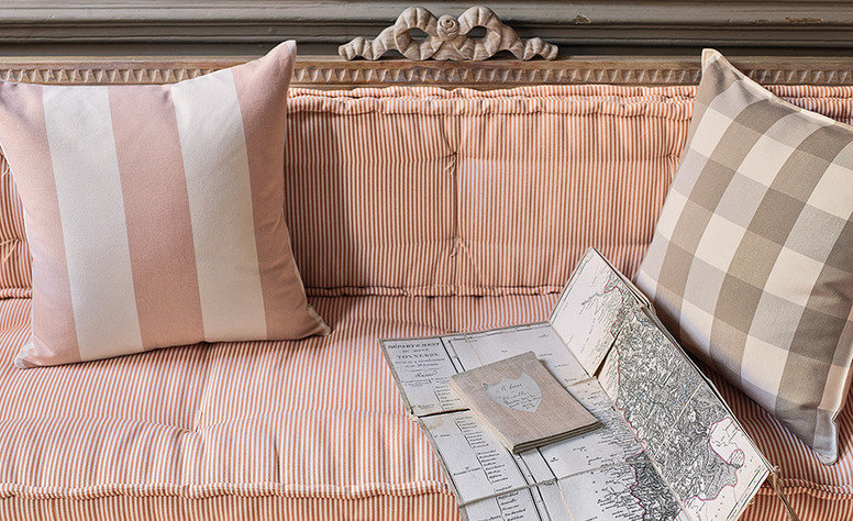 Kemble Stucco by Romo