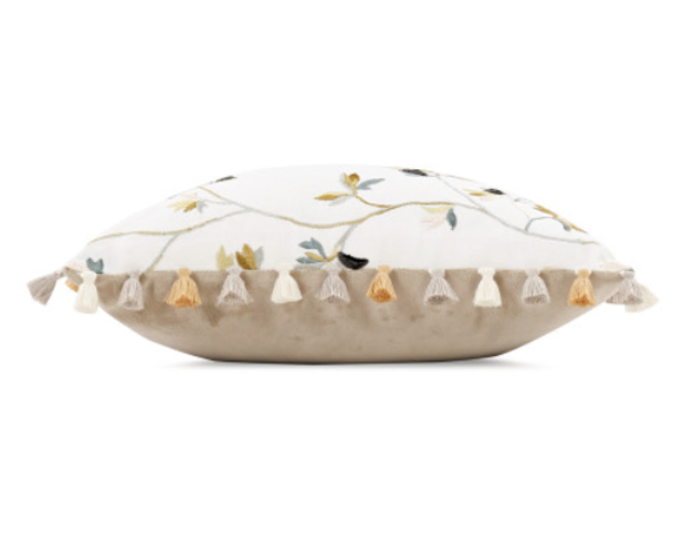 Aurea Cushion Meadow by Villa Nova