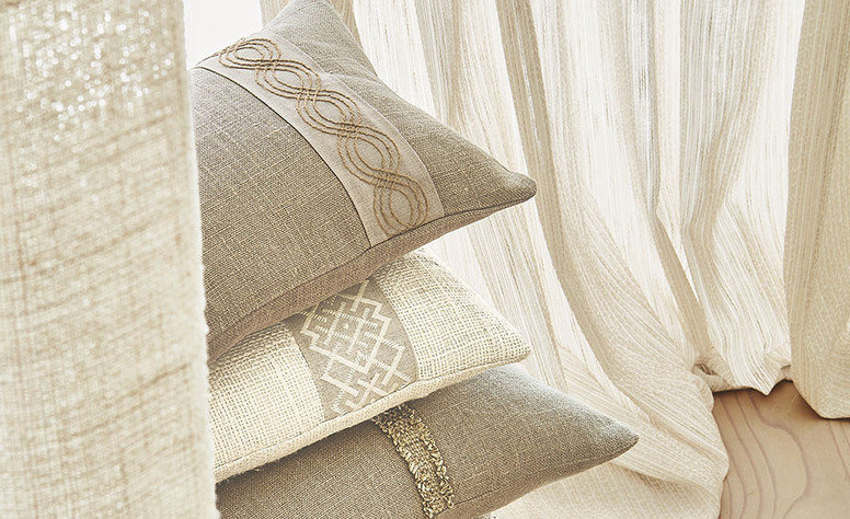 Doyu Stucco Fabric by Villa Nova 