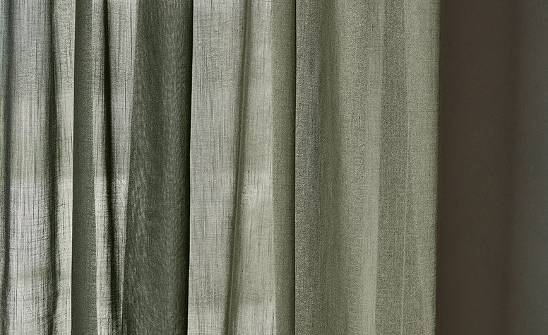 Laurie FR Ivy Fabric by Villa Nova 