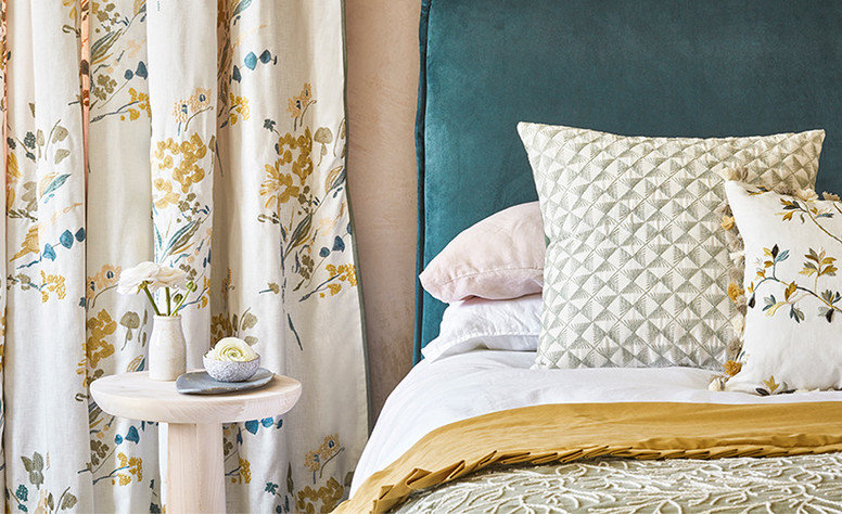 Parterre Cushion Spearmint by Villa Nova