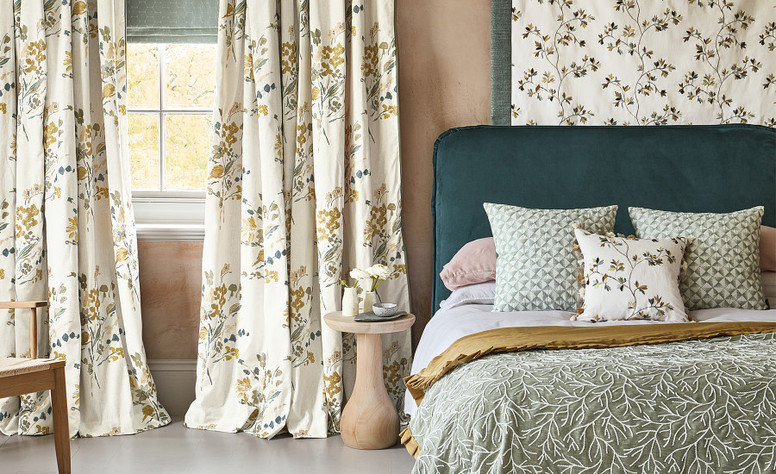 Parterre Cushion Spearmint by Villa Nova