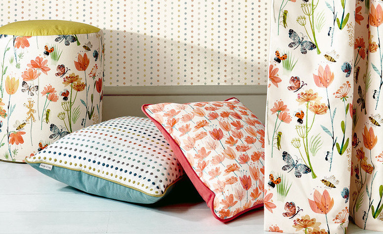 Busy Buzzy Fabric by Villa Nova 