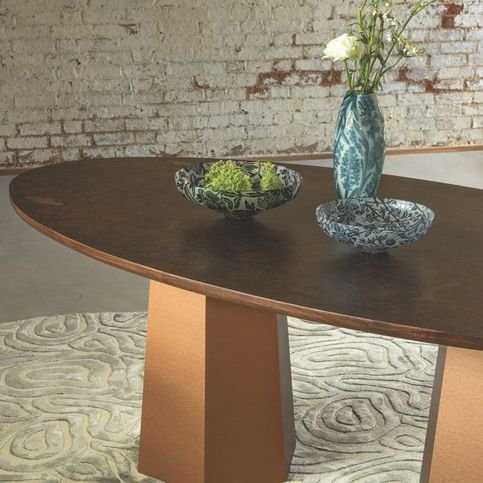 Coralia Silver Oval Rug by William Yeoward