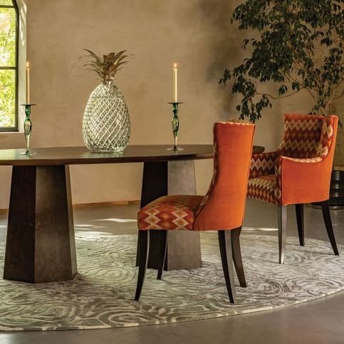 Coralia Silver Oval Rug by William Yeoward