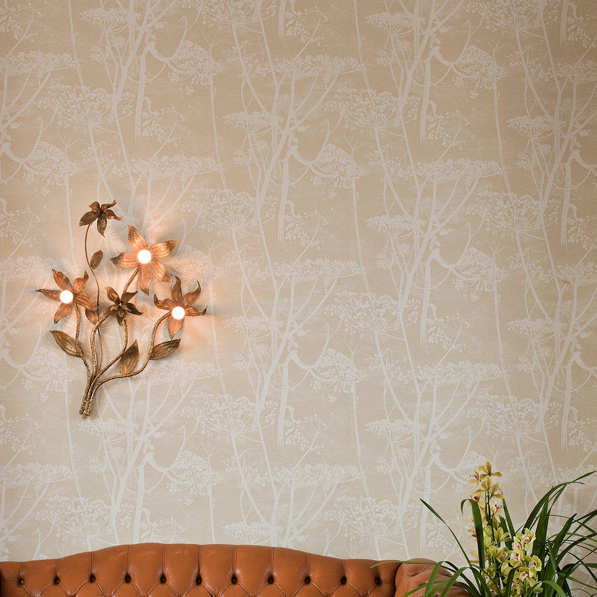 wallpaper cow parsley design